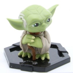 FUNKO MYSTERY MINIS YODA 5...